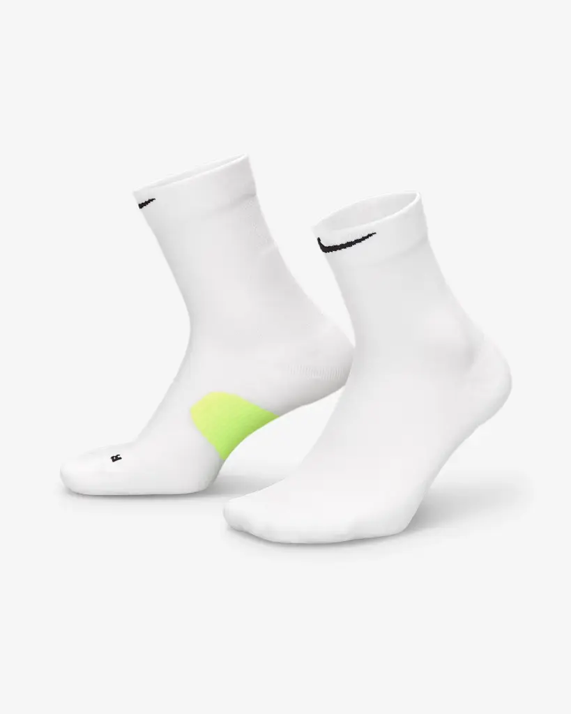 Tất Nike Dri-FIT Basic Cổ Cao